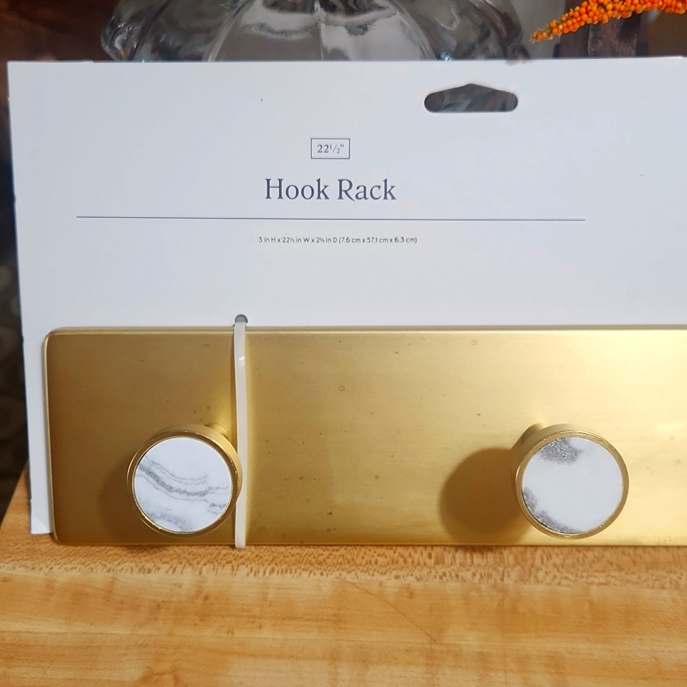 THRESHOLD HOOK RACK - Picture 3 of 9